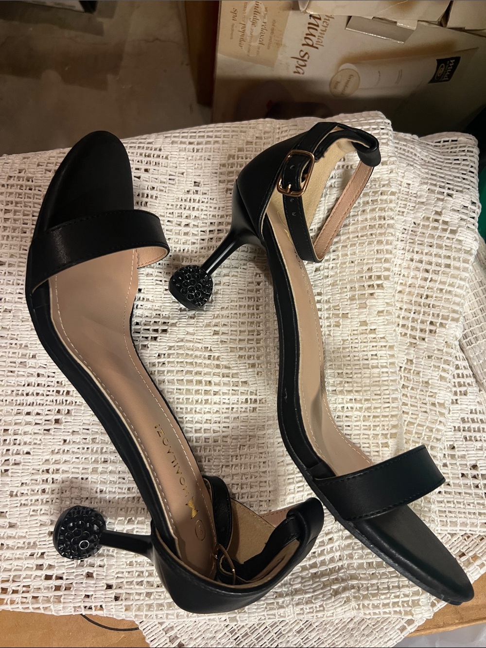 Black Open-Toe Ankle-Strap Heels with Decorative Sculpted Heel new in box